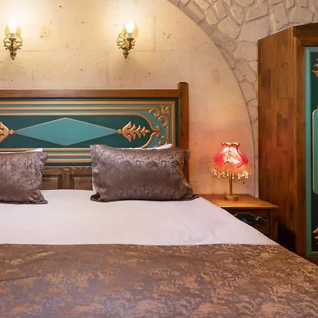 לינה וארוחת בוקר Cappadocia Oba Cave 4*